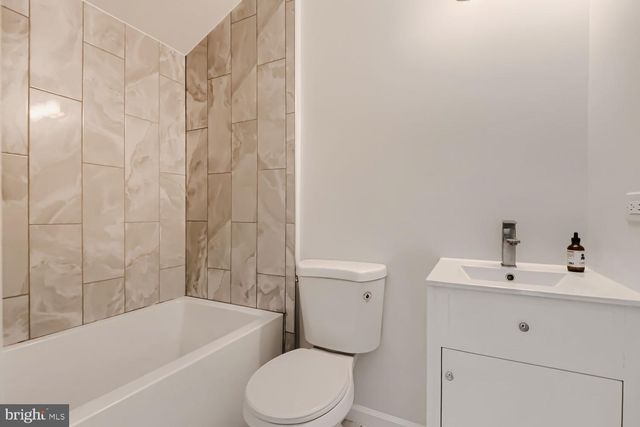 6410 LAUREL DR, Baltimore, MD 21207
