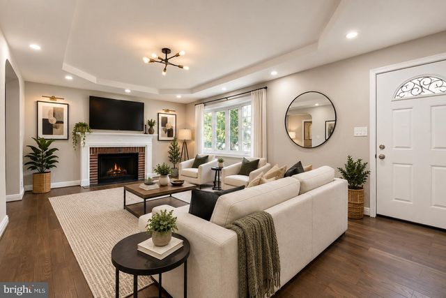 6410 LAUREL DR, Baltimore, MD 21207