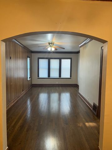 10427 S Avenue H Avenue, Chicago, IL 60617