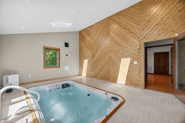 12 Diemer Rd, Fayetteville, TN 37334