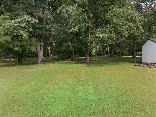 12 Diemer Rd, Fayetteville, TN 37334