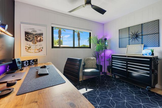 2227 Paseo Roseta, Palm Springs, CA 92262