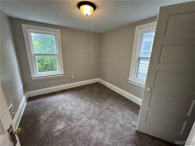 444 26th Street, Niagara Falls, NY 14303