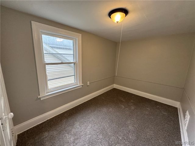 444 26th Street, Niagara Falls, NY 14303