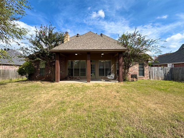 218 Ixworth Avenue, Bossier City, LA 71111