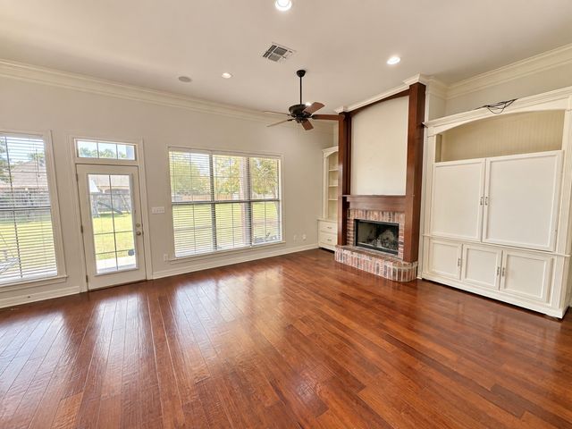 218 Ixworth Avenue, Bossier City, LA 71111