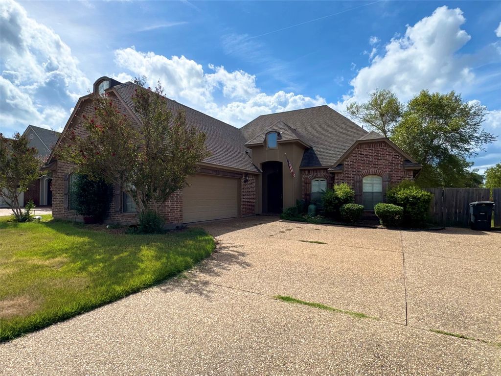 218 Ixworth Avenue, Bossier City, LA 71111