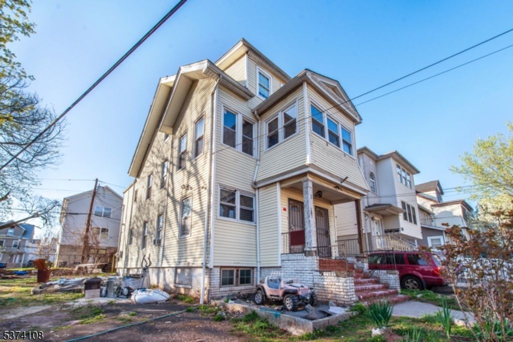 181 Osborne Ter, Newark City, NJ 07112