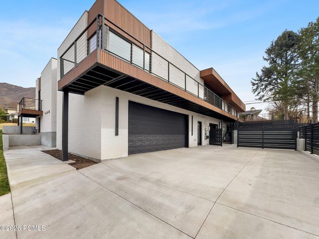 1332 S Canterbury Drive, Salt Lake City, UT 84108