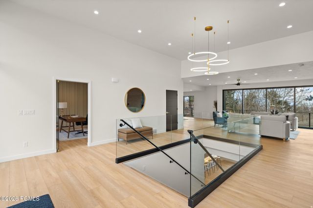 1332 S Canterbury Drive, Salt Lake City, UT 84108