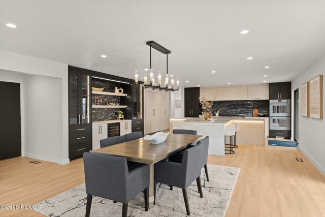 1332 S Canterbury Drive, Salt Lake City, UT 84108