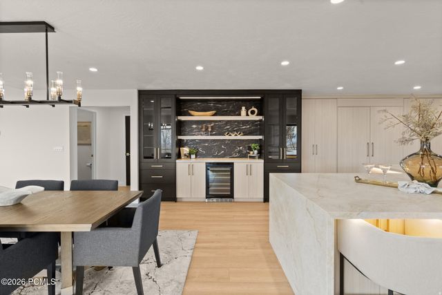 1332 S Canterbury Drive, Salt Lake City, UT 84108