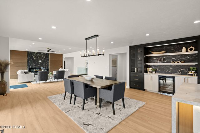 1332 S Canterbury Drive, Salt Lake City, UT 84108