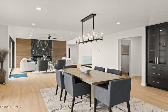 1332 S Canterbury Drive, Salt Lake City, UT 84108