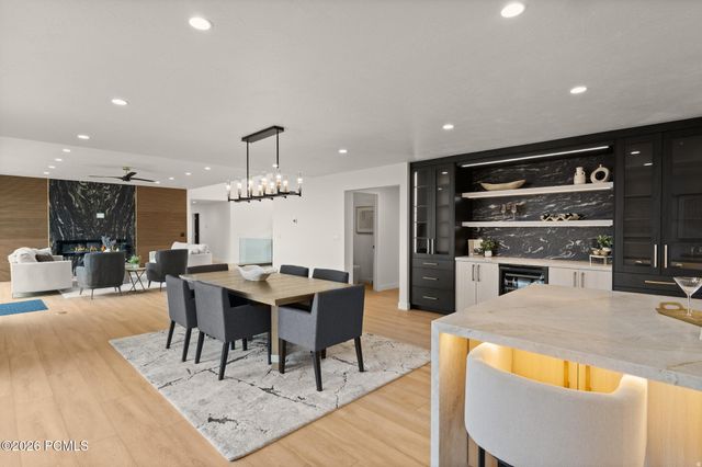 1332 S Canterbury Drive, Salt Lake City, UT 84108