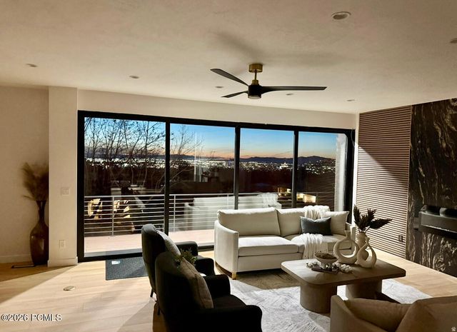 1332 S Canterbury Drive, Salt Lake City, UT 84108