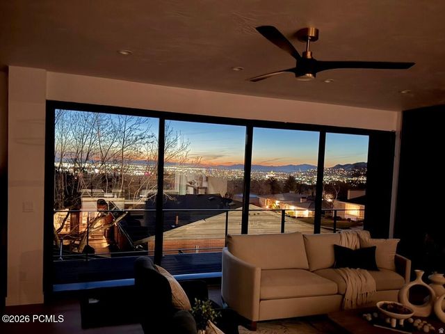 1332 S Canterbury Drive, Salt Lake City, UT 84108