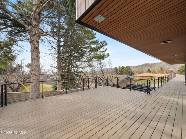 1332 S Canterbury Drive, Salt Lake City, UT 84108