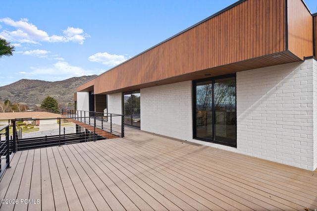 1332 S Canterbury Drive, Salt Lake City, UT 84108