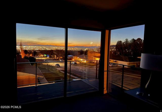 1332 S Canterbury Drive, Salt Lake City, UT 84108