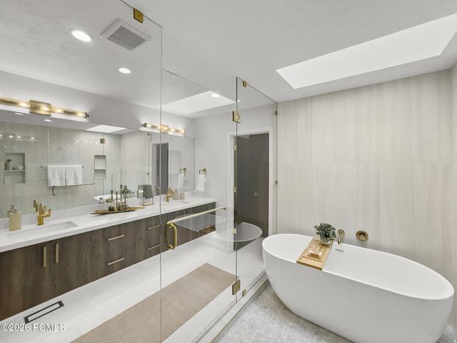 1332 S Canterbury Drive, Salt Lake City, UT 84108