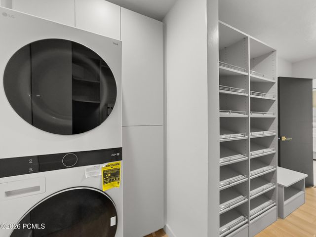 1332 S Canterbury Drive, Salt Lake City, UT 84108