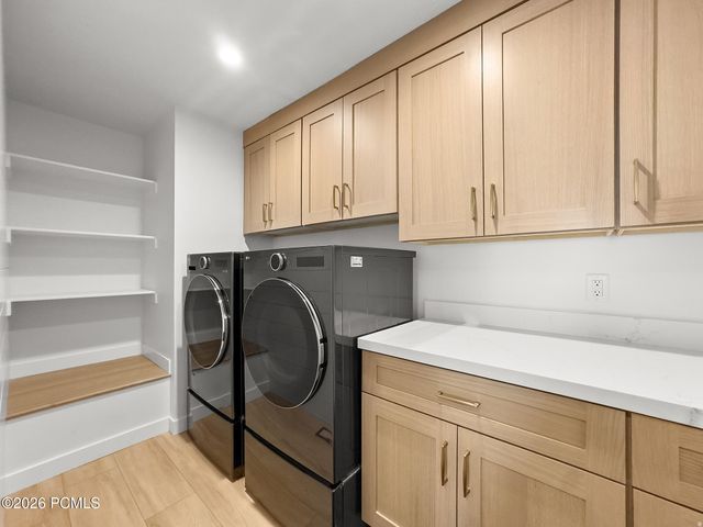 1332 S Canterbury Drive, Salt Lake City, UT 84108