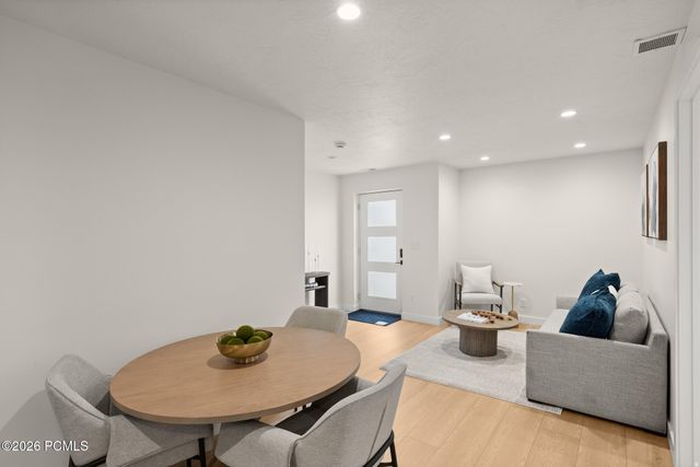 1332 S Canterbury Drive, Salt Lake City, UT 84108