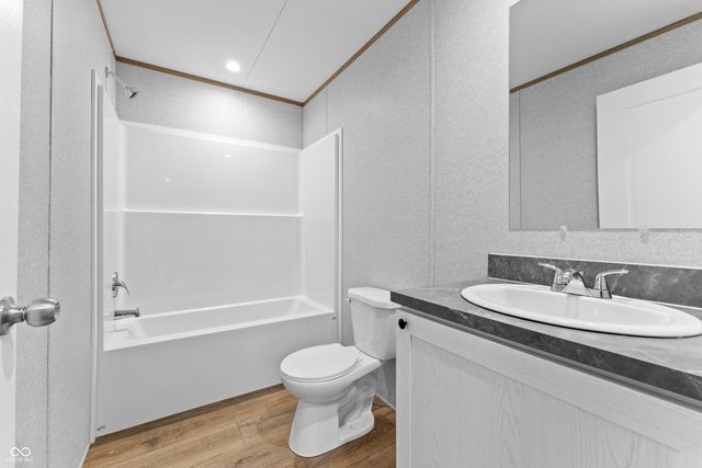 2177 N 4th Street, Seelyville, IN 47803