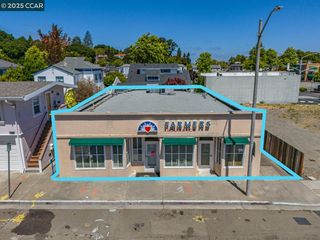 2220 Pear St, Pinole, CA 94564