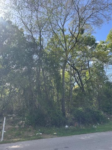 0 S 7th Street, Conroe, TX 77301