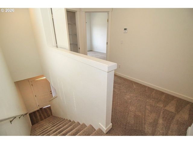 842 S 22ND Ave, Cornelius, OR 97113