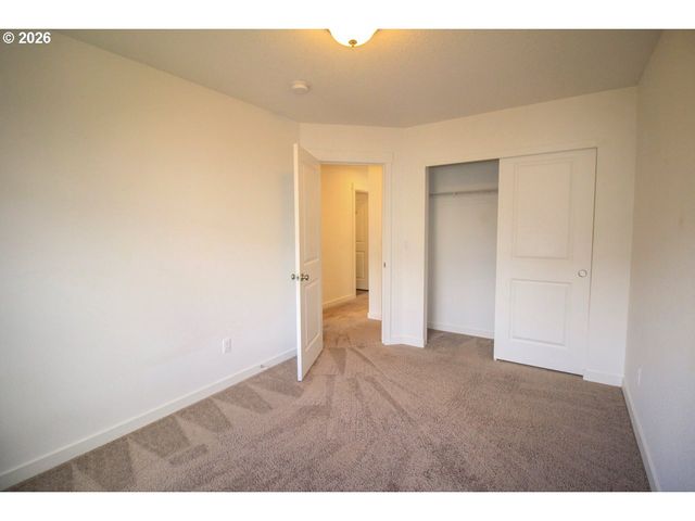 842 S 22ND Ave, Cornelius, OR 97113