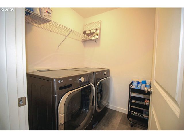 842 S 22ND Ave, Cornelius, OR 97113