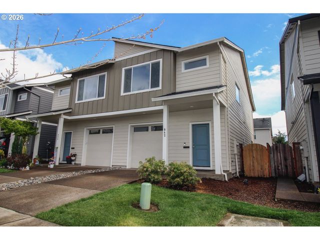 842 S 22ND Ave, Cornelius, OR 97113