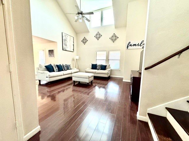2053 Lake Trail Drive, Heartland, TX 75126