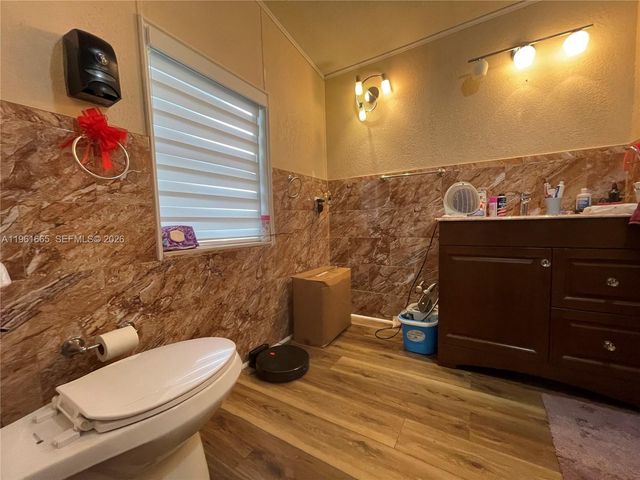 19800 SW 180th Ave UNIT 132, Miami, FL 33187