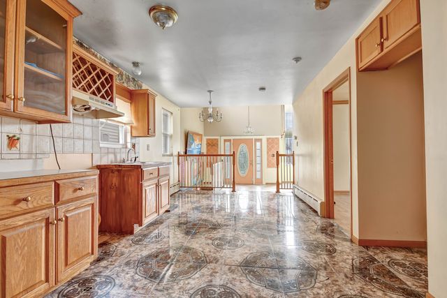 6238 S Kolmar Avenue, Chicago, IL 60629