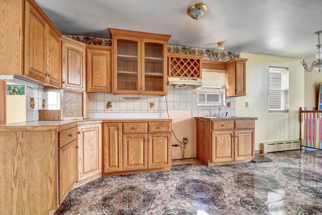 6238 S Kolmar Avenue, Chicago, IL 60629
