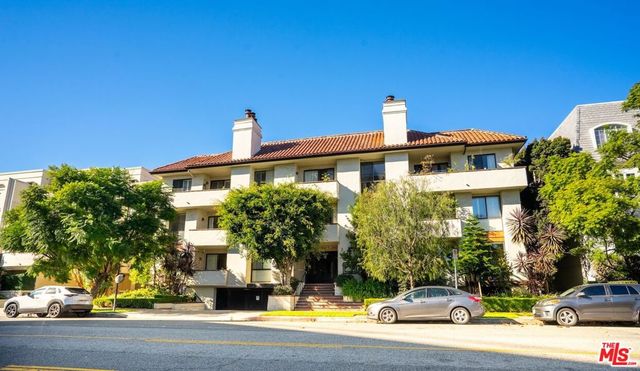 11755 Montana Avenue 201, Los Angeles, CA 90049