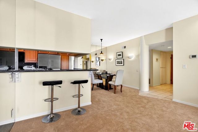 11755 Montana Avenue 201, Los Angeles, CA 90049