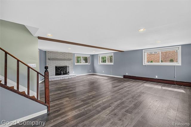 3870 Fernleigh Drive, Troy, MI 48083