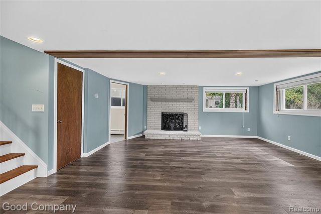 3870 Fernleigh Drive, Troy, MI 48083