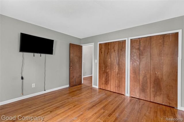 3870 Fernleigh Drive, Troy, MI 48083