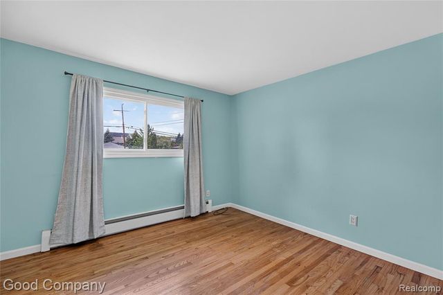 3870 Fernleigh Drive, Troy, MI 48083