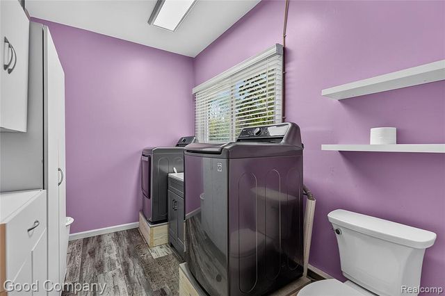 3870 Fernleigh Drive, Troy, MI 48083