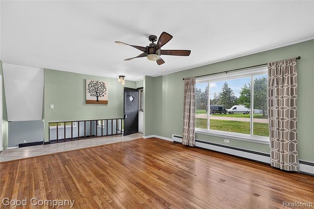 3870 Fernleigh Drive, Troy, MI 48083