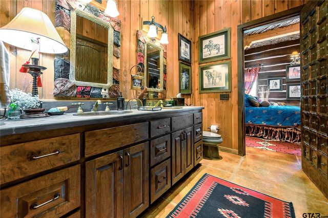 1450 County Road 36330, Sumner, TX 75486