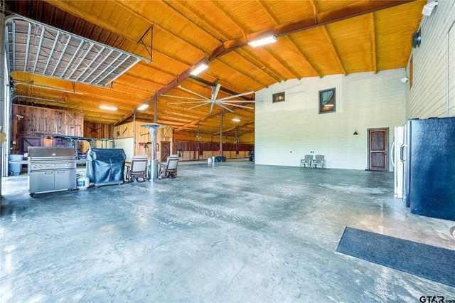 1450 County Road 36330, Sumner, TX 75486