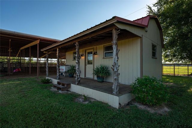 1450 County Road 36330, Sumner, TX 75486